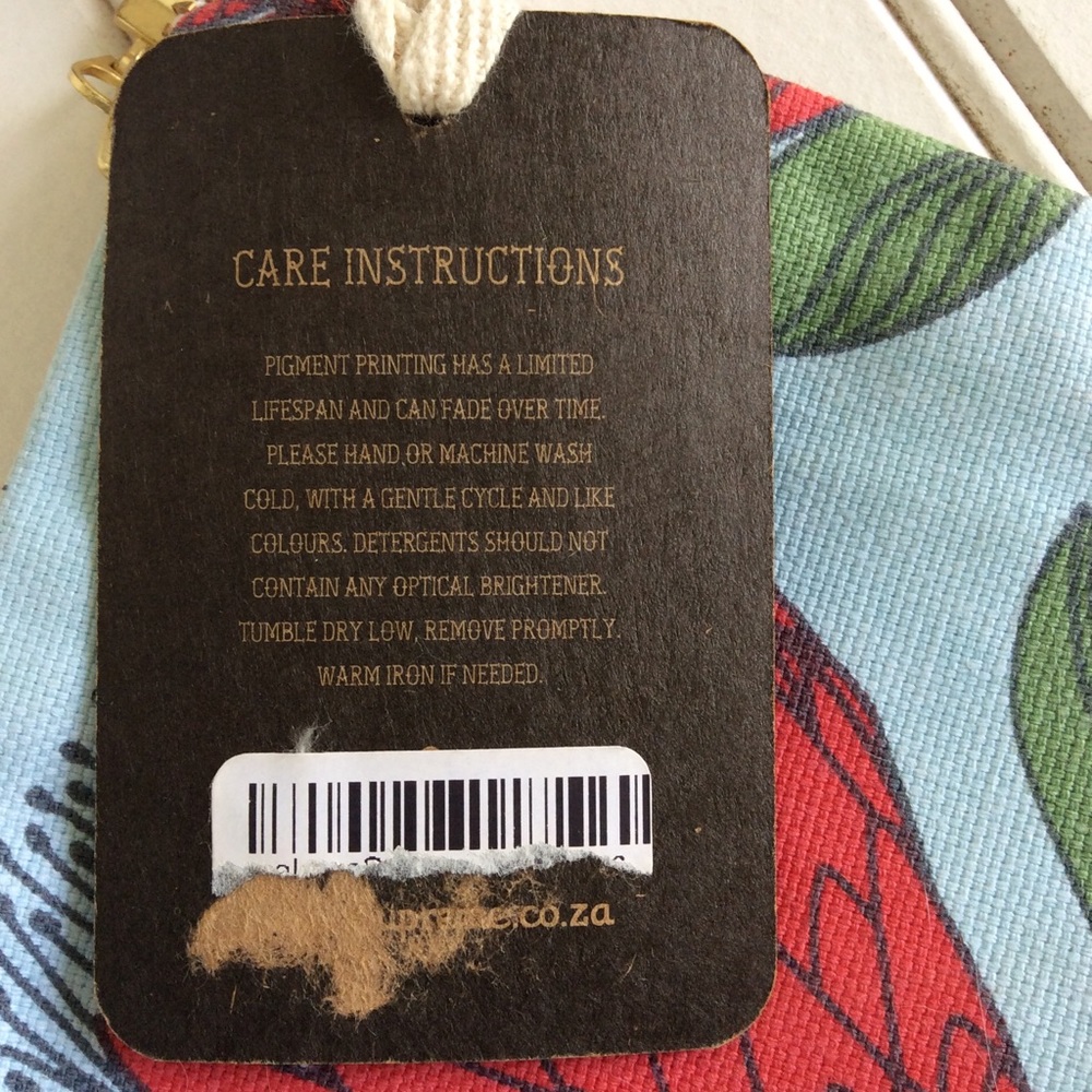 A Love Supreme: Makeup Pouch From South Africa - Picture 4 of 11